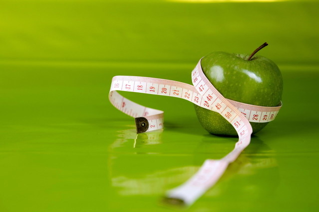 Zelené jablko, meter, chudnutie, diéta, fit.jpg